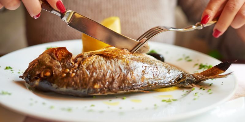 Ăn cá có béo không