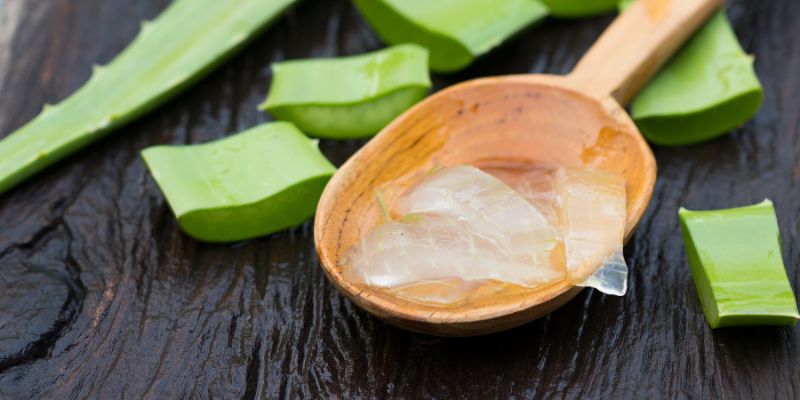 Cách trị nám da mặt bằng nha đam