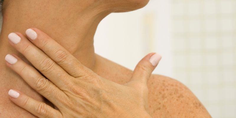 Tìm hiểu nám da cổ và nguyên nhân gây nám da