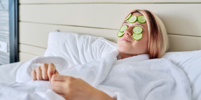 Trị nám da vùng cổ bằng dưa leo