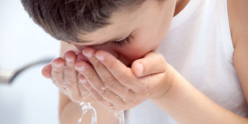 Rửa mặt bằng lá tía tô có tốt cho da không